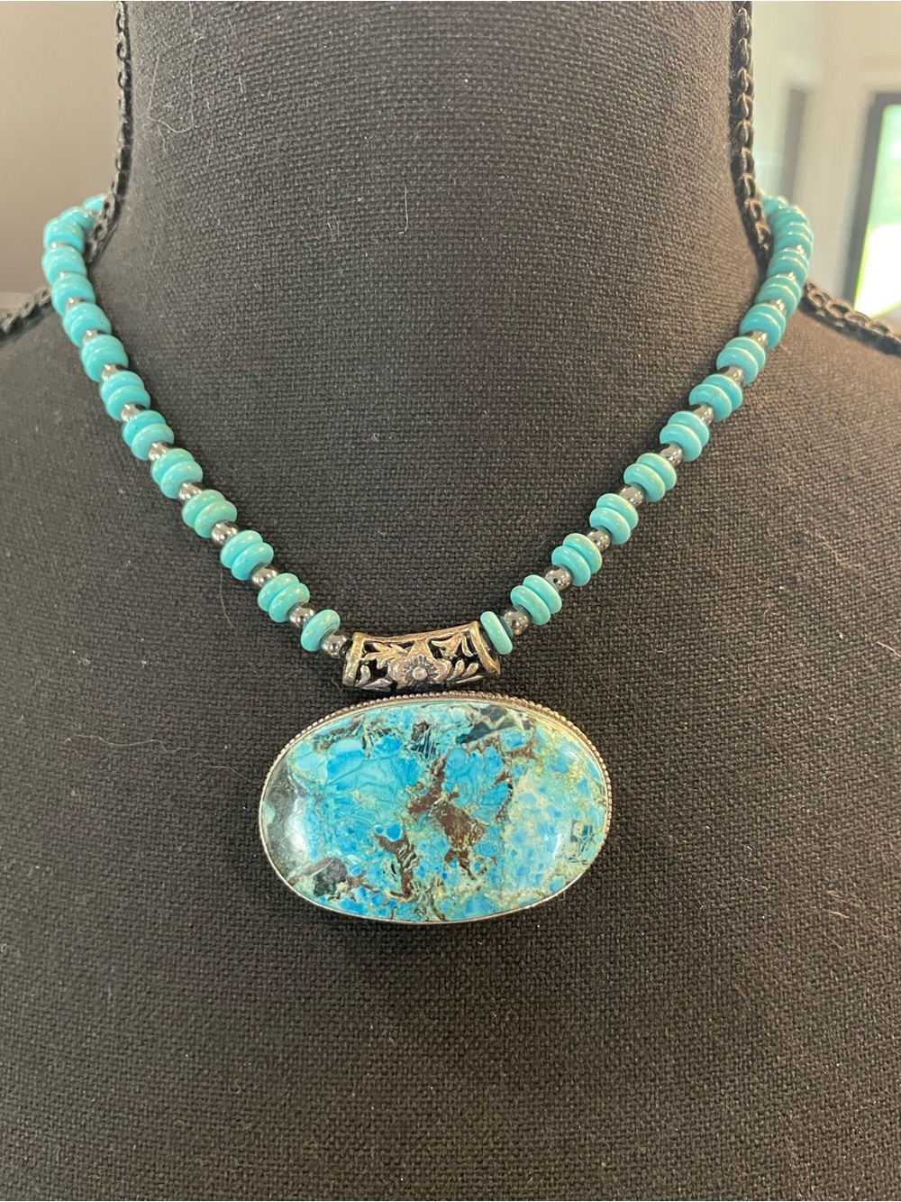Turquoise Beaded Necklace with Blue-Green Natural Stone Pendant